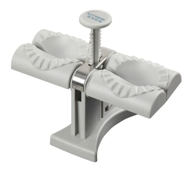 Small machine for making home pastries